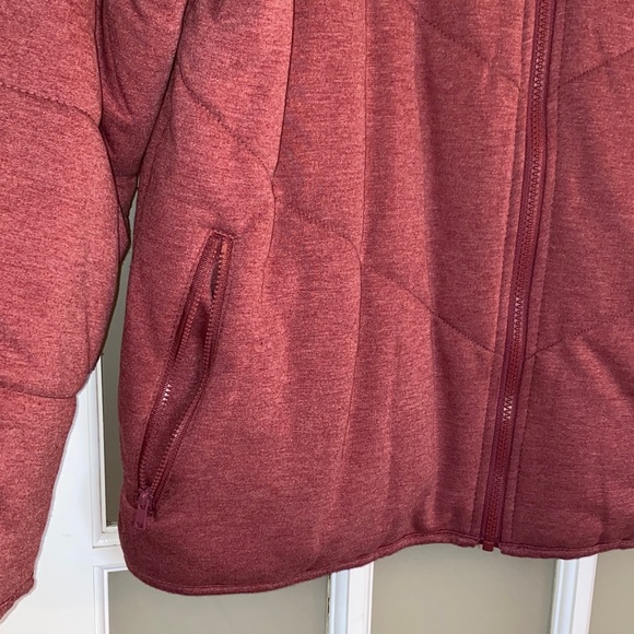 ••• Quilted Jacket - Picture 5 of 7